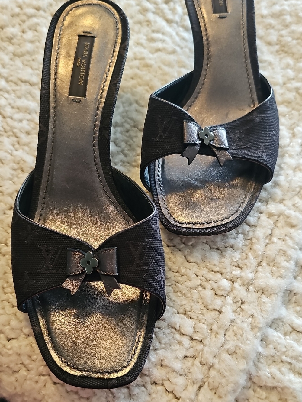 Louis Vuitton Black Monogram Bow Slide Mules